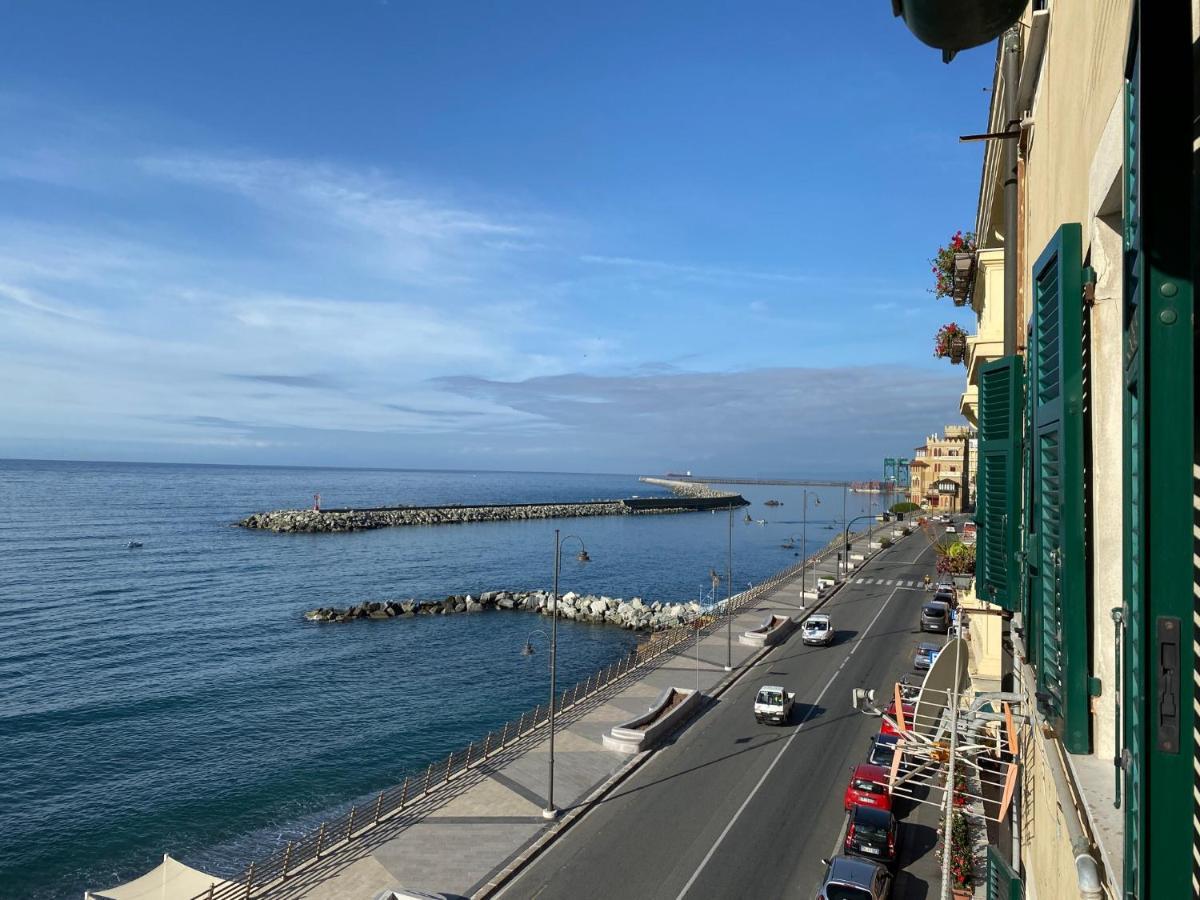 La Casetta Di Dory Sul Mare Genua Exteriör bild