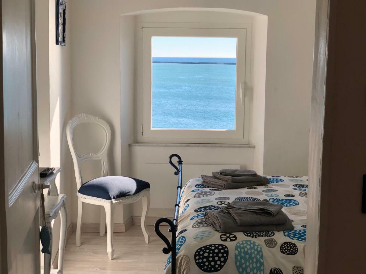 La Casetta Di Dory Sul Mare Genua Exteriör bild