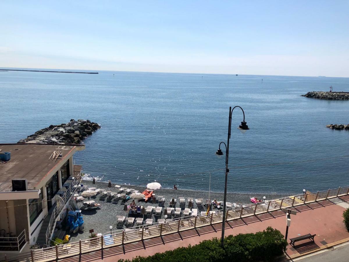 La Casetta Di Dory Sul Mare Genua Exteriör bild