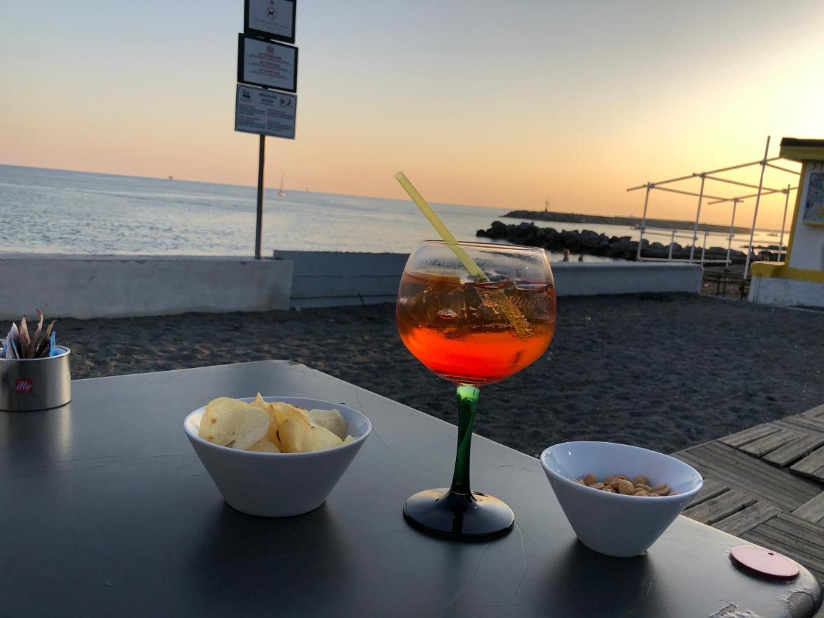 La Casetta Di Dory Sul Mare Genua Exteriör bild